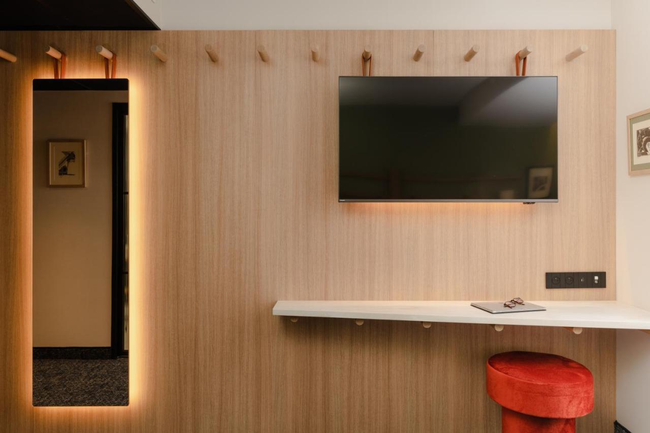 Standard Double Room,1477089712:JPEG